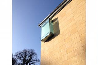 Siroco - Maison communale de Messancy - cube en verre